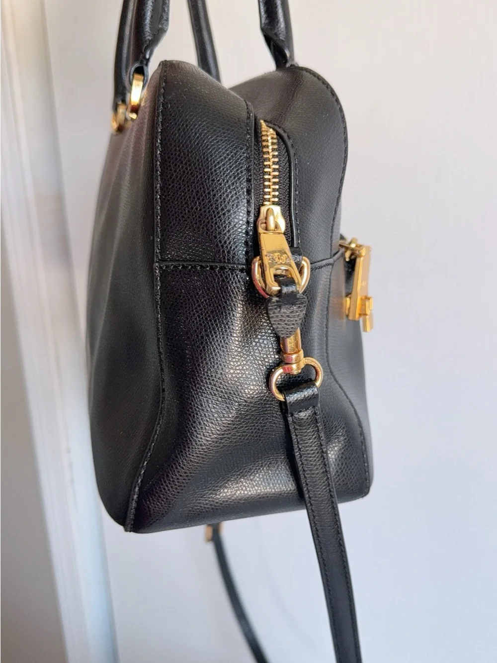 LRL Lauren Ralph Lauren Sabine Black Leather Satchel Purse